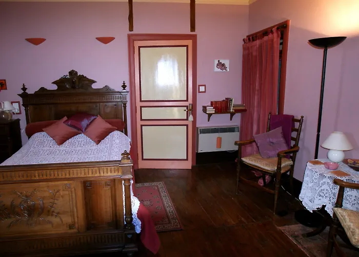 Les Chimeres فندق مبيت وإفطار Puylaroque