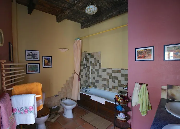 فندق مبيت وإفطار Les Chimeres 4*