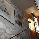 莱斯奇美里斯酒店 4* Puylaroque