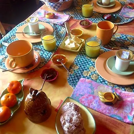 Bed & Breakfast Les Chimeres Puylaroque