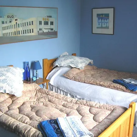 Les Chimeres Bed & Breakfast *