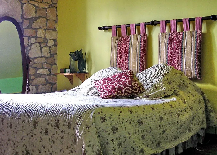 فندق مبيت وإفطار Les Chimeres 4*